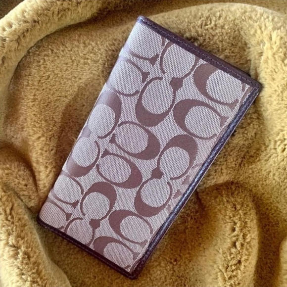 Brown Coach Bifold Wallet - Picture 1 of 4